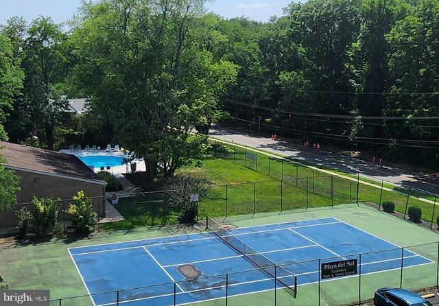 529 PLAYA DEL SOL RD, Cherry Hill, NJ 08002