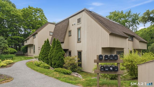 26 Mallard Drive 26, Farmington, CT 06032