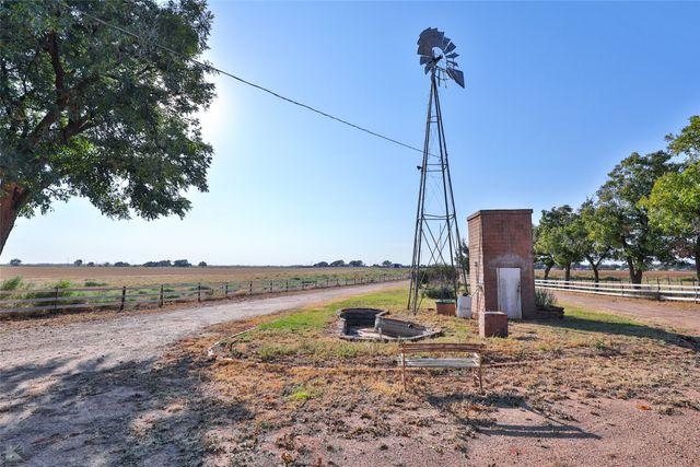 13205 CR 4411, Knox City, TX 79529