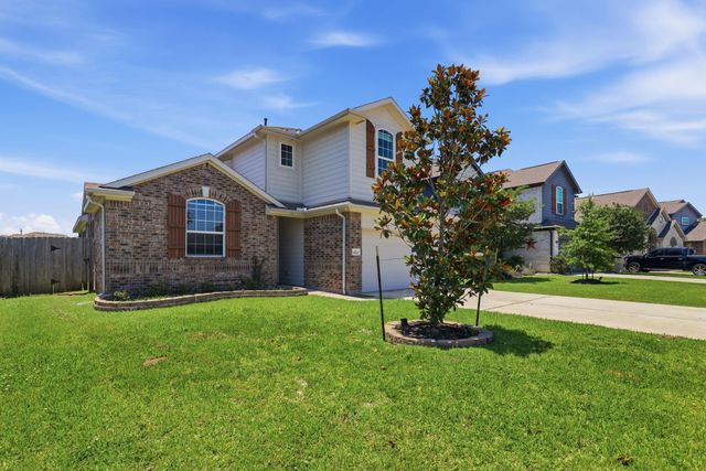 4522 Crescent Lake Circle, Baytown, TX 77521