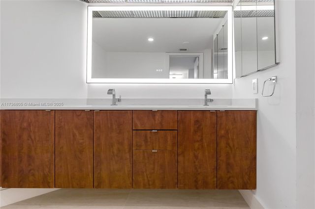 1717 N Bayshore Dr A-1231, Miami, FL 33132