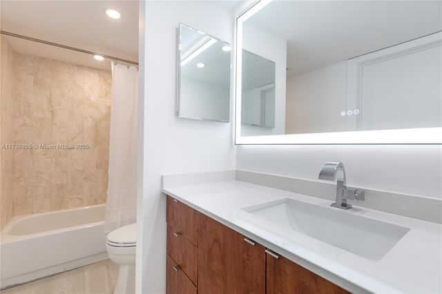 1717 N Bayshore Dr A-1231, Miami, FL 33132