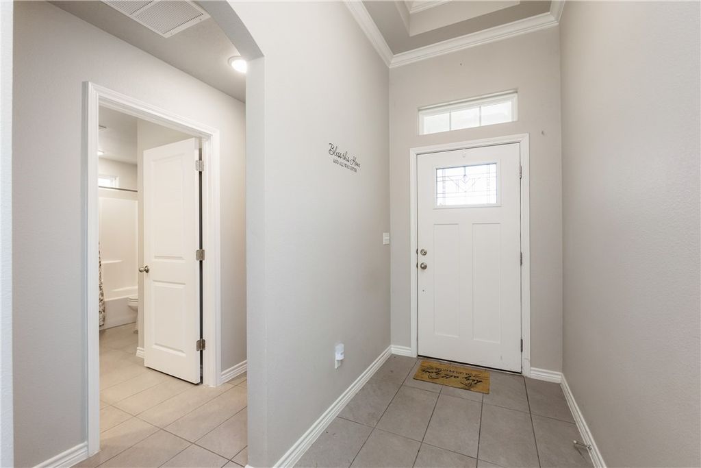 7217 Repcon Dr, Corpus Christi, TX 78414 — photo 2