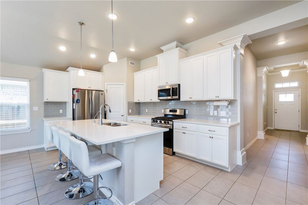7217 Repcon Dr, Corpus Christi, TX 78414 — photo 5