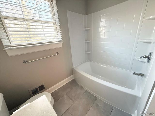 24888 Apple Crest Drive, Novi, MI 48375