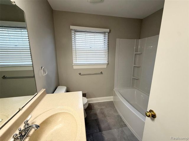 24888 Apple Crest Drive, Novi, MI 48375