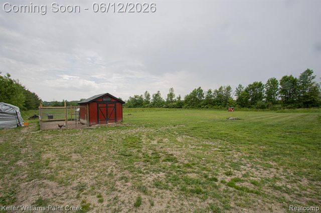9795 Lambs Road, Wales, MI 48027
