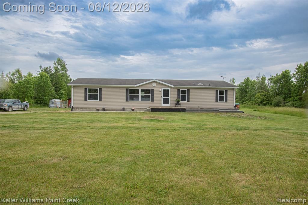 9795 Lambs Road, Wales, MI 48027