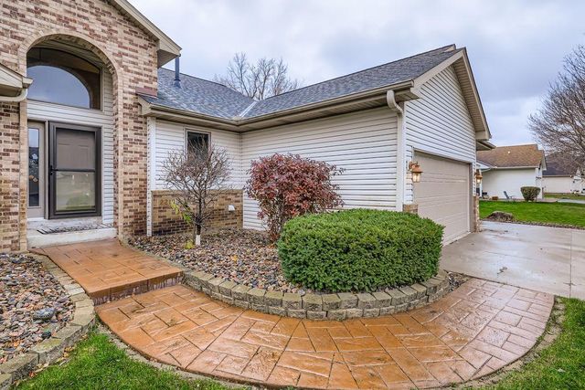 22101 Marie Avenue, Rogers, MN 55374