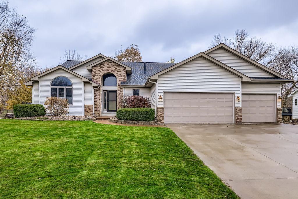 22101 Marie Avenue, Rogers, MN 55374