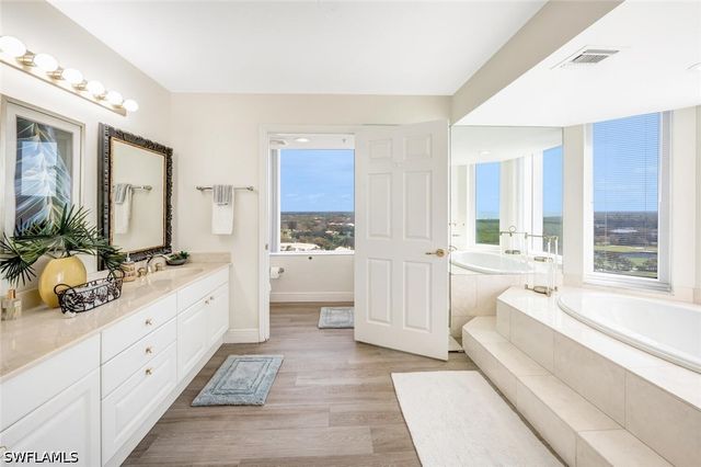 6849 Grenadier BLVD 1704, Naples, FL 34108