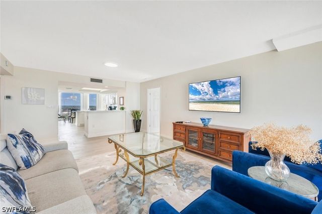 6849 Grenadier BLVD 1704, Naples, FL 34108