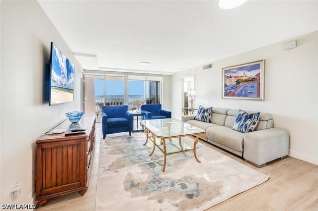 6849 Grenadier BLVD 1704, Naples, FL 34108