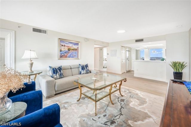 6849 Grenadier BLVD 1704, Naples, FL 34108