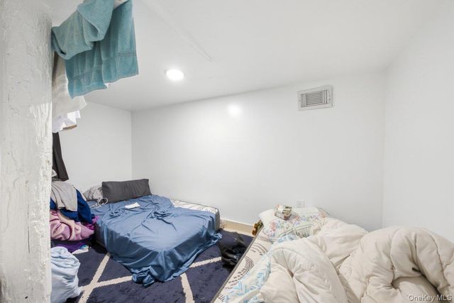 3159 Villa Avenue, Bronx, NY 10468