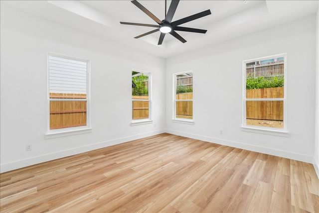 2632 Durham Street, Dallas, TX 75241