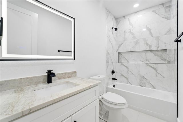 2632 Durham Street, Dallas, TX 75241
