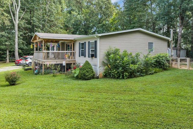 1363 Laws Rd, Mcminnville, TN 37110