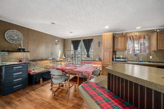 1363 Laws Rd, Mcminnville, TN 37110