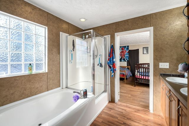 1363 Laws Rd, Mcminnville, TN 37110