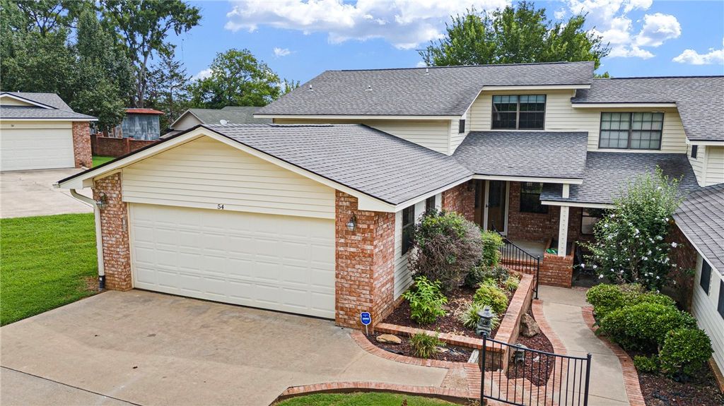 54 Club Road Village, Dover, AR 72837