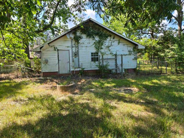 6707 Sulphur Springs Road, Pine Bluff, AR 71603