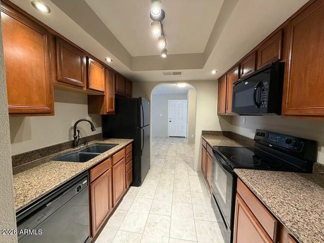 8500 E INDIAN SCHOOL Road 119, Scottsdale, AZ 85251