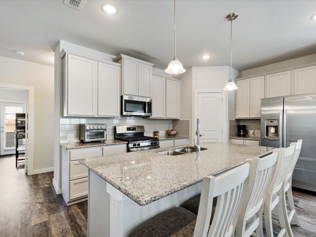 2105 Paxton Way, Denton, TX 76209