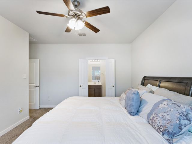 2105 Paxton Way, Denton, TX 76209