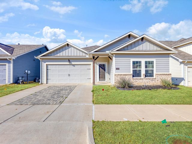 2105 Paxton Way, Denton, TX 76209