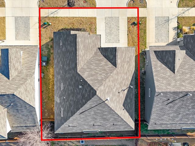 2105 Paxton Way, Denton, TX 76209