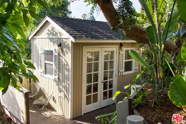 1529 Parmer Avenue, Los Angeles, CA 90026
