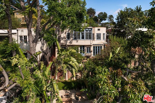 1529 Parmer Avenue, Los Angeles, CA 90026