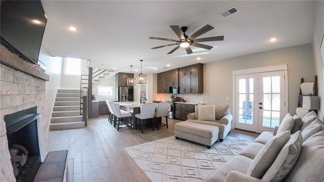 532 NW Aa Highway, Kingsville, MO 64061