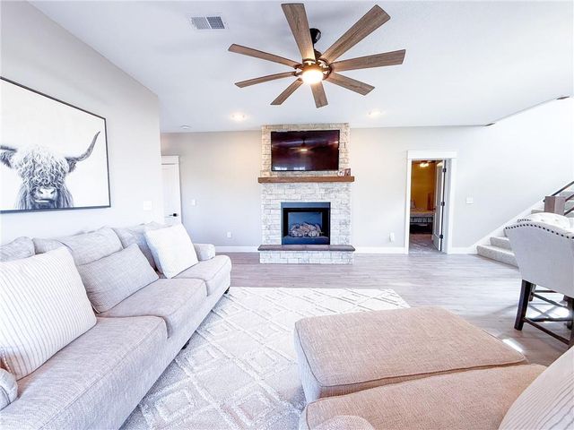 532 NW Aa Highway, Kingsville, MO 64061