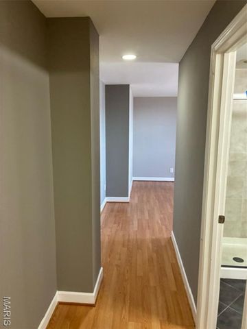 5696 Kingsbury Avenue 302, St Louis, MO 63112