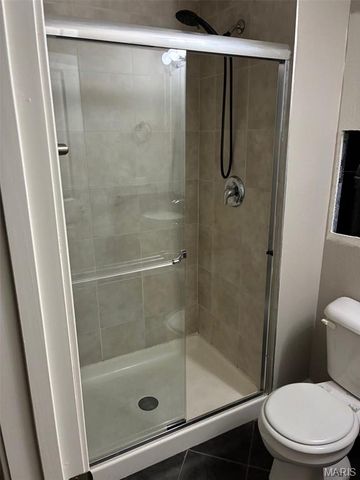 5696 Kingsbury Avenue 302, St Louis, MO 63112