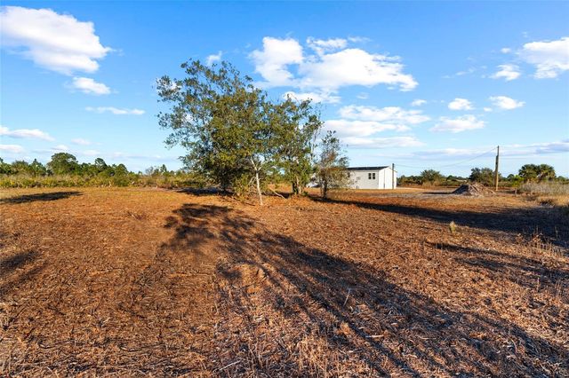 21712 NW 274TH STREET, Okeechobee, FL 34972