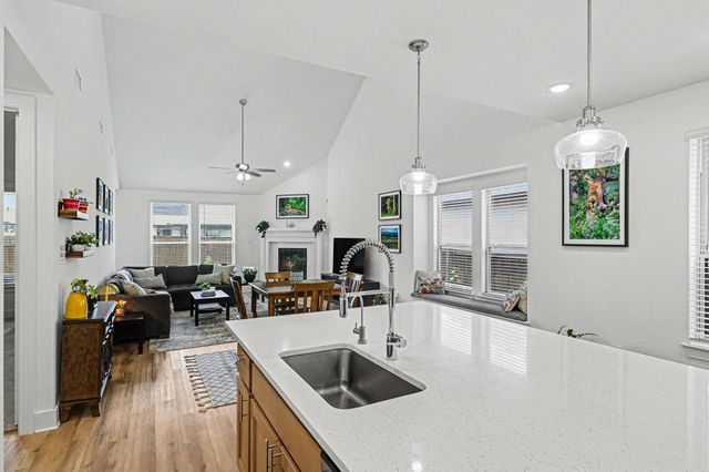 2012 Dappled Grey Avenue, Aubrey, TX 76227
