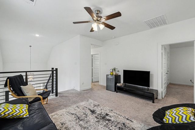 2012 Dappled Grey Avenue, Aubrey, TX 76227
