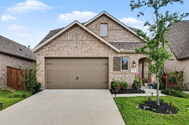 2012 Dappled Grey Avenue, Aubrey, TX 76227