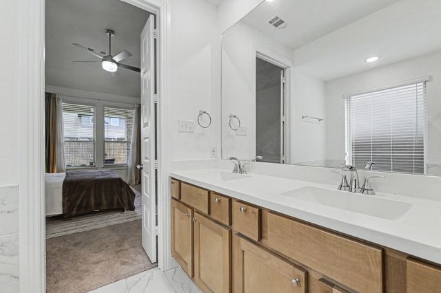 2012 Dappled Grey Avenue, Aubrey, TX 76227