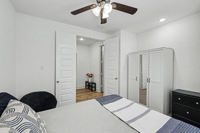 2012 Dappled Grey Avenue, Aubrey, TX 76227