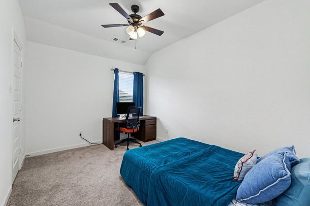 2012 Dappled Grey Avenue, Aubrey, TX 76227