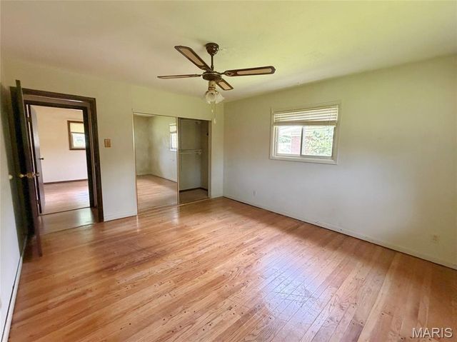 2120 Argo Drive, Florissant, MO 63031