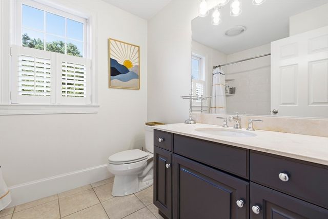 11 Tappan Way, Lynnfield, MA 01940