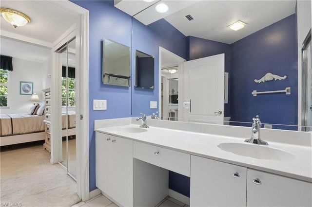 8420 Excalibur CIR R6, Naples, FL 34108