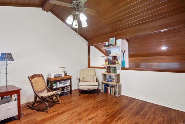 90 SilverPoint Unit 4 Drive, Mount Ida, AR 71957