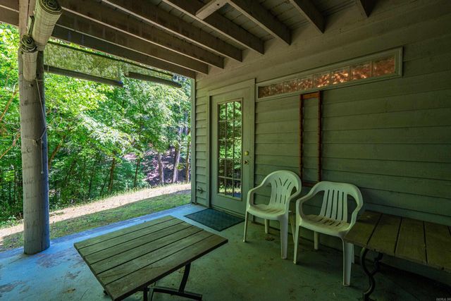 90 SilverPoint Unit 4 Drive, Mount Ida, AR 71957