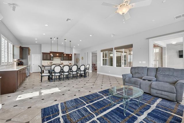 4429 Seabiscuit Dr, Roseville, CA 95747